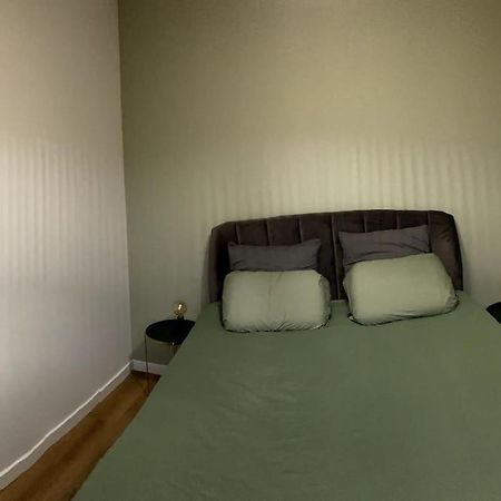 Jolie Maison Avec Courette 博格斯 外观 照片