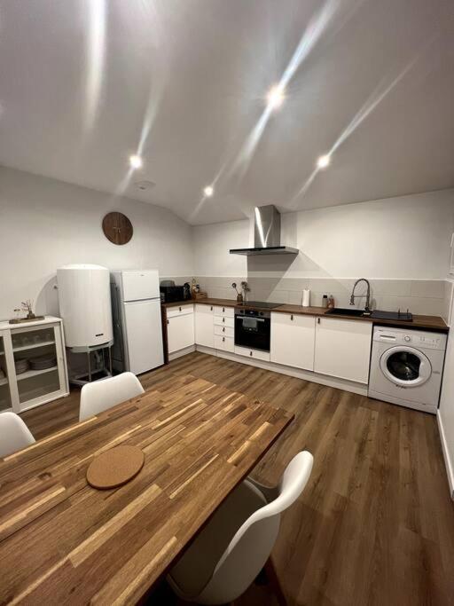 Jolie Maison Avec Courette 博格斯 外观 照片